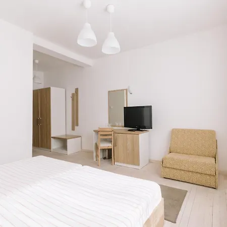 Otel Eco Zdravetz 3*